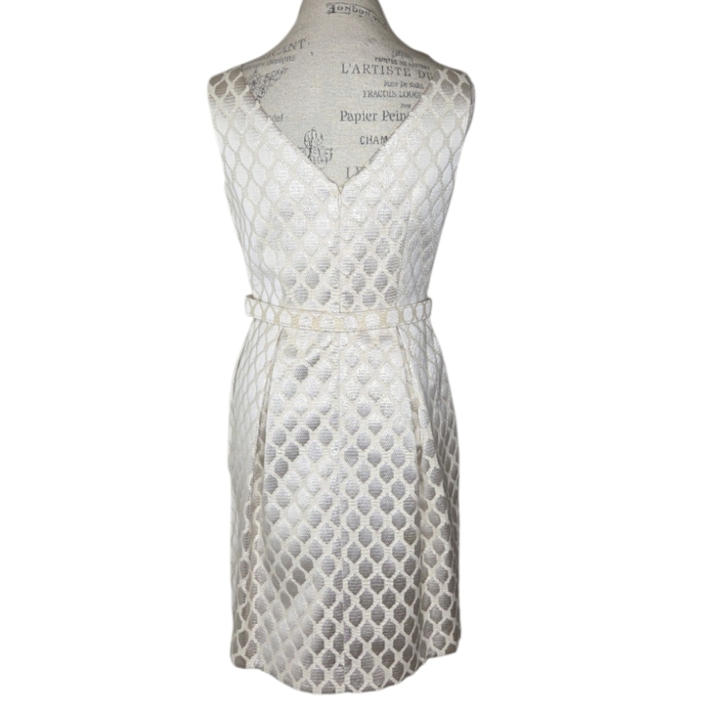 Eliza J Gold Metallic On Cream V Back Holiday Special Occasion Dress Size 8 - Picture 3 of 10